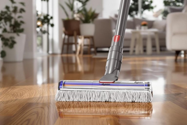 Brosse dyson parquet dc29 : efficacité et protection garanties.jpg